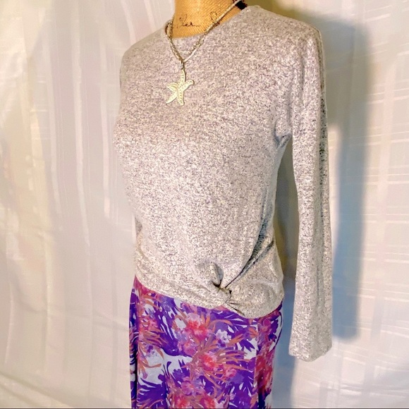 GAP Other - Gap kids Lg or Women’s Sm/Med gray top